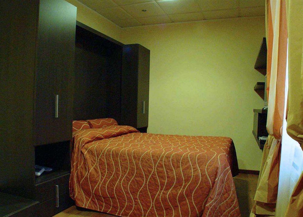 Hotel Iris Genua Exteriör bild
